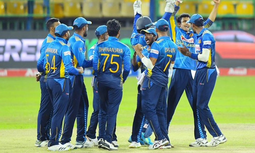 Sri Lankan Players Celebrate After Taking Wicket of Indian Batsman in the 3rd ODI.